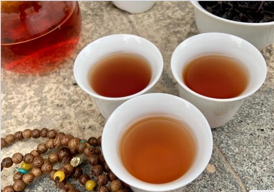 Tylin fue desarrollado por cruce del Instituto de Investigación del Té de la Academia de Ciencias Agrícolas de Fujian con tiegua