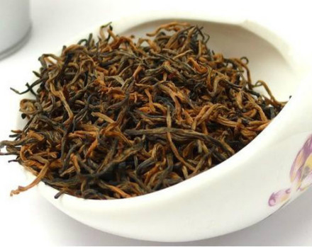 Jin Junmei caja de regalo enlatada de 80 g de té Wuyi flor de montaña de semillas pequeñas fábrica de té Lianyun mayorista